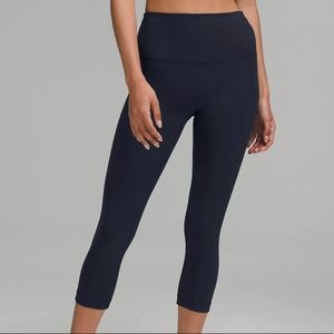 Lululemon wunder under crop